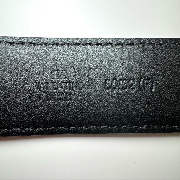NWT Valentino Garavani Bold Edition V Logo Black Calfskin Leather Belt, Sz 80/32 main image 5